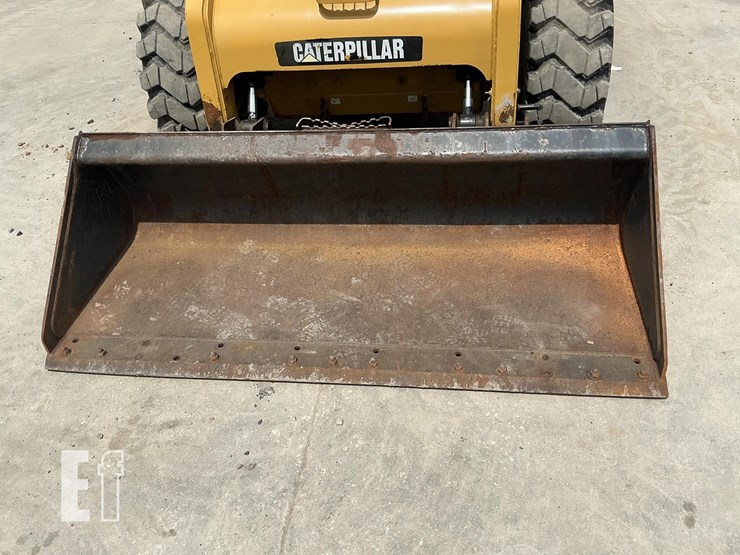 2008-caterpillar-246c-image-9