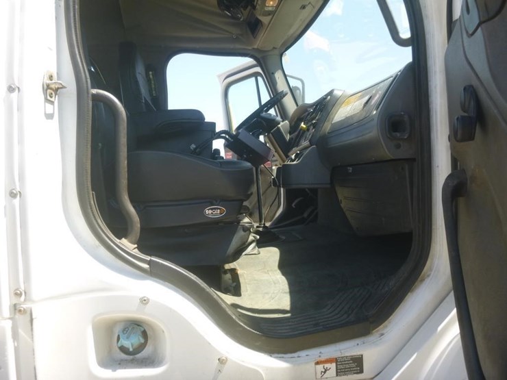 2012-imt-2820-image-18