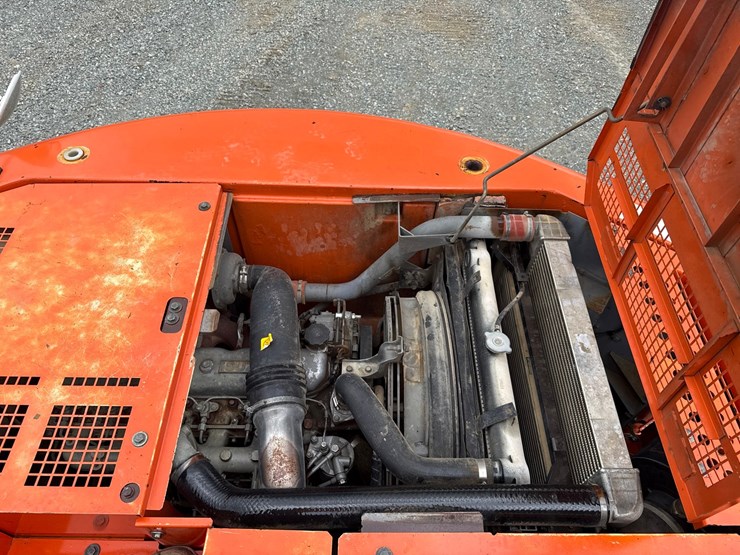 2006-hitachi-zx225-image-43