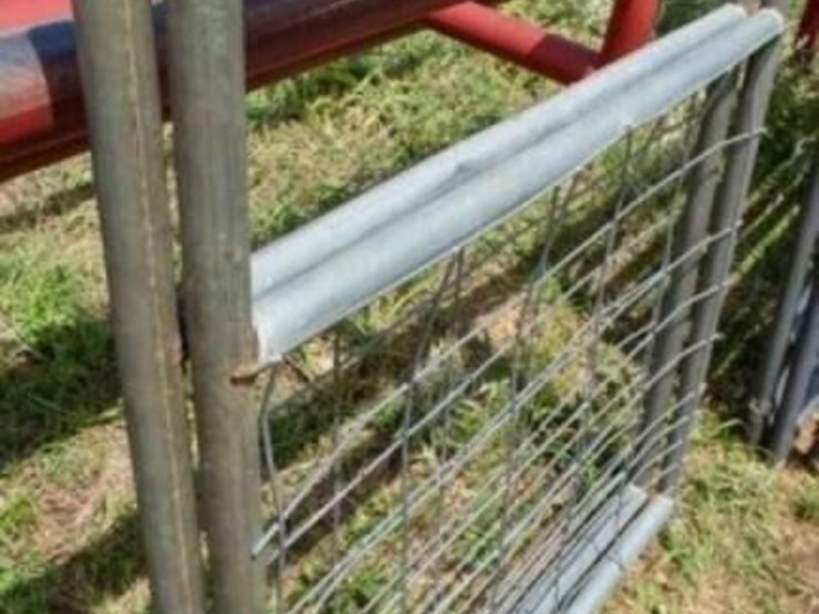 2-4'-gates-image-2