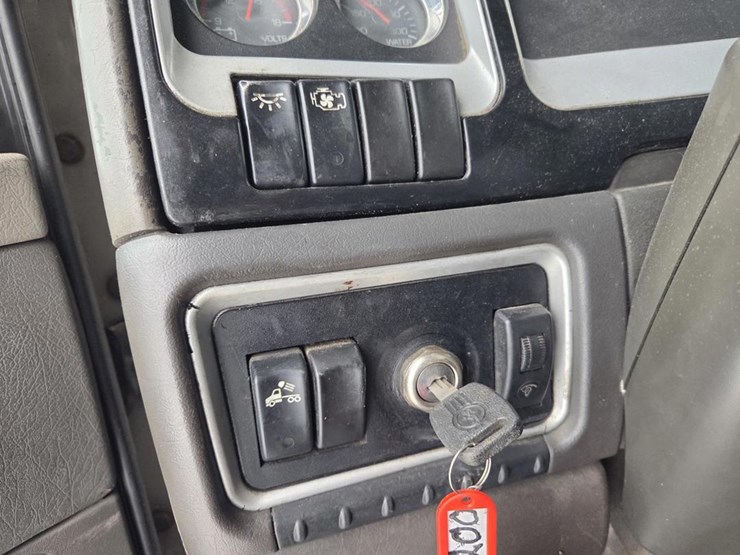 2007-kenworth-t800-image-72