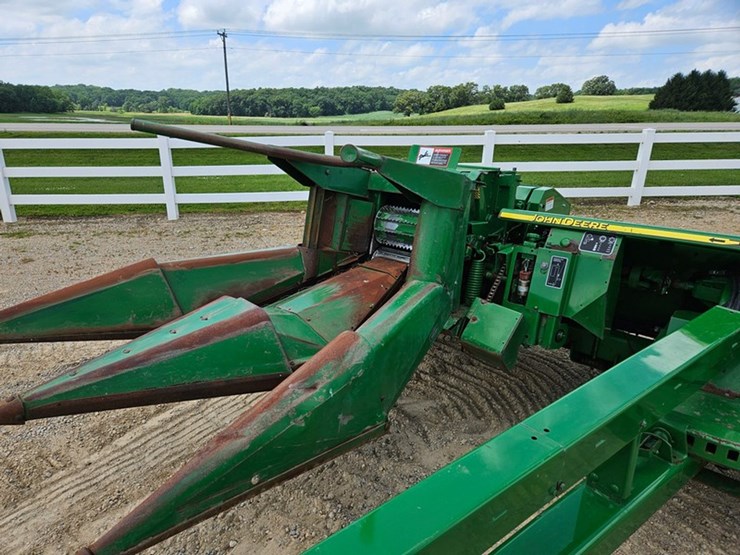 john-deere-3955-image-19