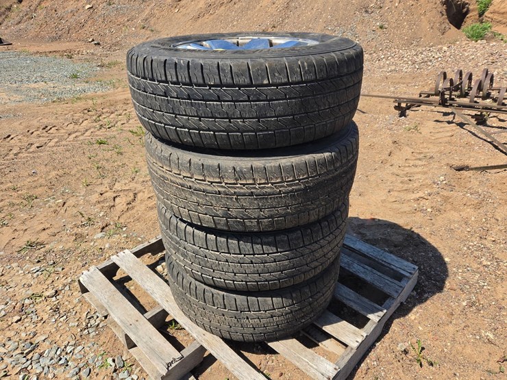 #6183-•-(4)-corsa-highway-terrain-plus-245/65r17-tires-w/rims-image-1