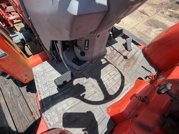 kubota-l3830d-image-44