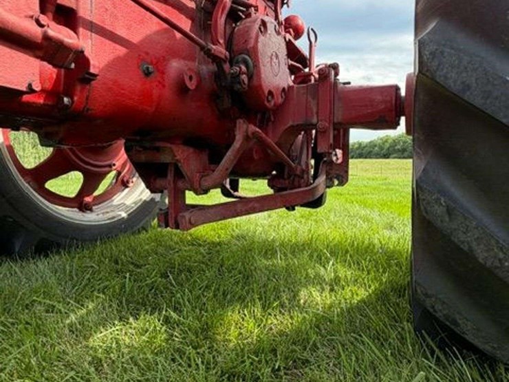 1962-farmall-560-diesel-image-19