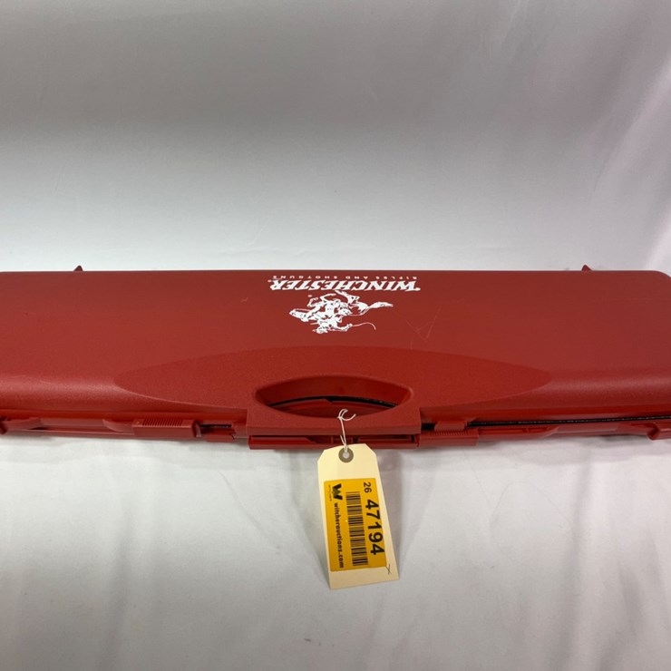 #47194 • Winchester Select Elegance 12ga Over / Under Shotgun 13AMW01780