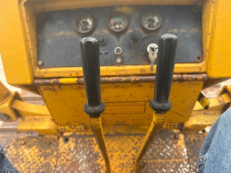 john-deere-450e-image-50
