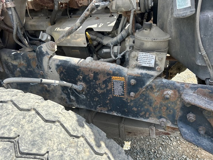 mack-dm688s-image-49