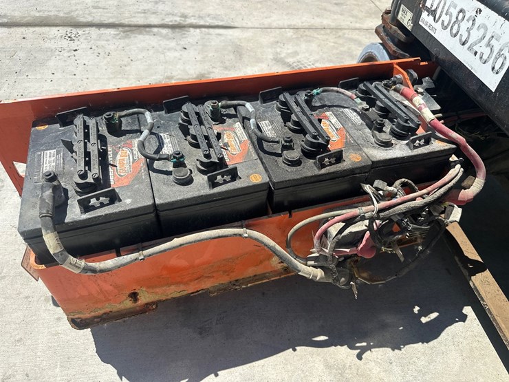 #60981-•-2017-snorkel-1932r-scissor-lift-image-24