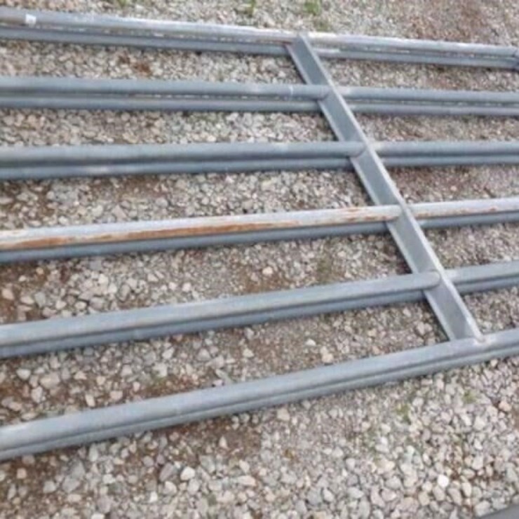 2-8' 6 Bar Gates