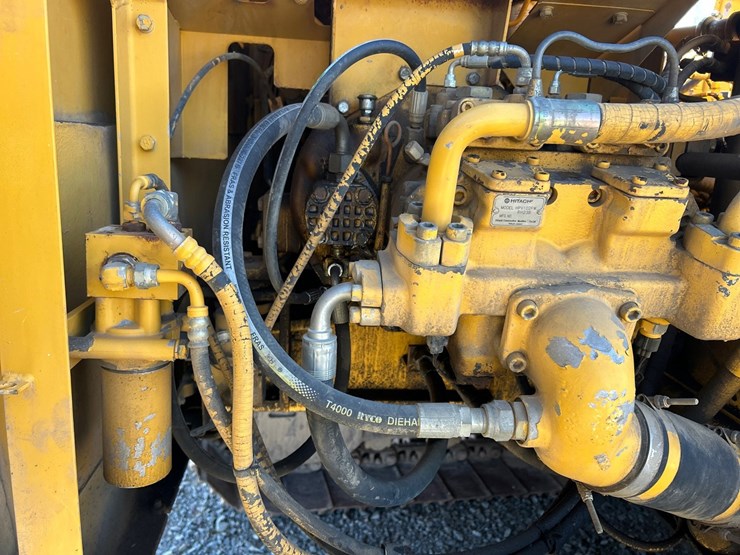 2000-deere-200-lc-image-40