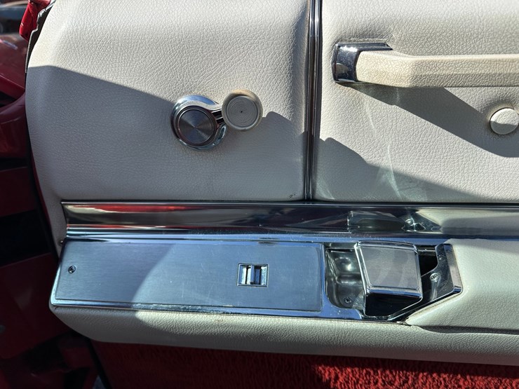 #1175-•-1967-cadillac-deville-convertible-coupe-image-60