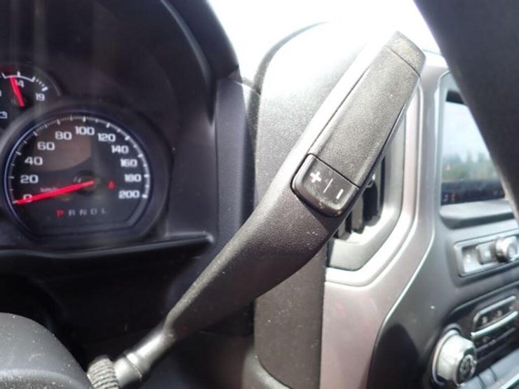 chevrolet-silverado-1500-image-19