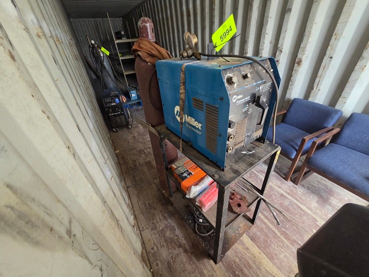 #5994-•-miller-syncrowave-180-tig-and-stick-welder-w/cart-and-tank-image-4