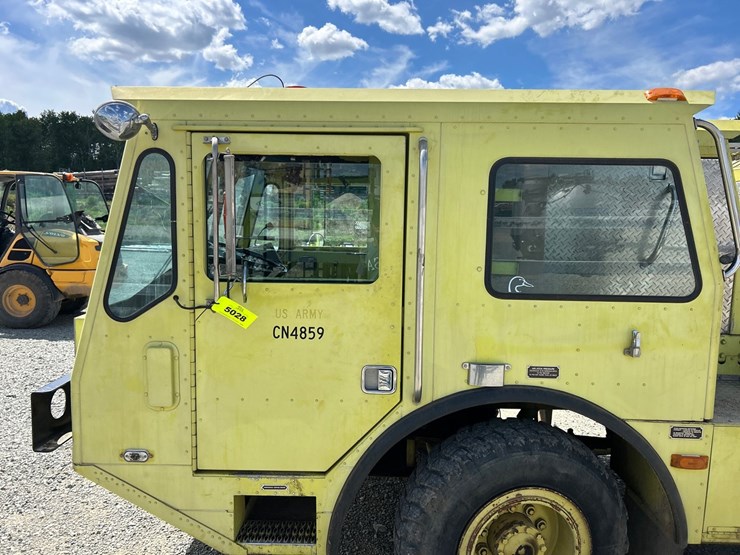 #5028-•-1991-amertek-2500-l-fire-truck-image-12