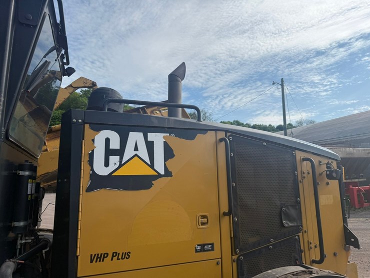 caterpillar-160m-image-25
