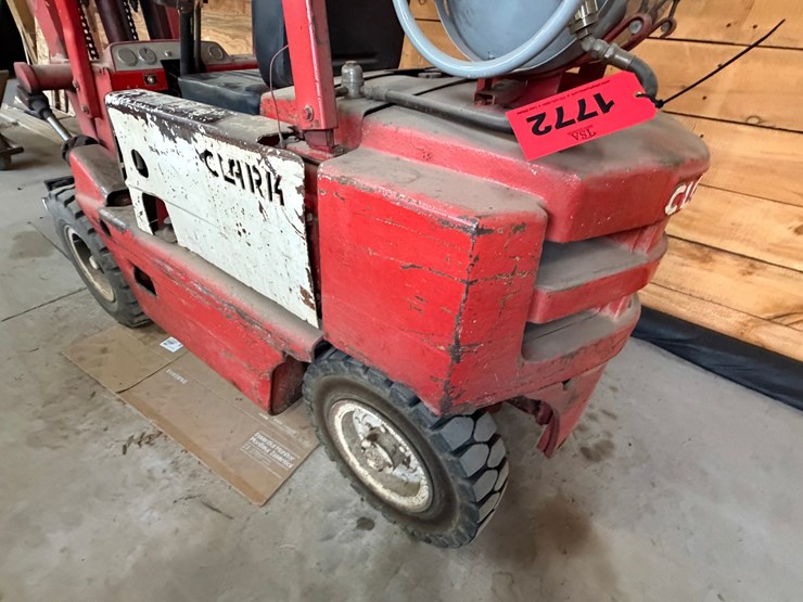 #1772-•-clark-forklift-image-6