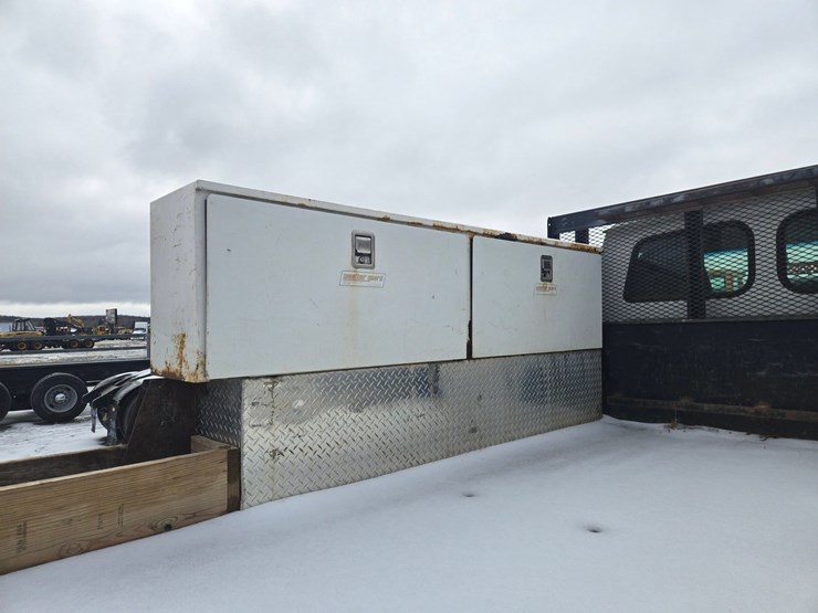 #60855-•-2002-sterling-flatbed-truck-image-27