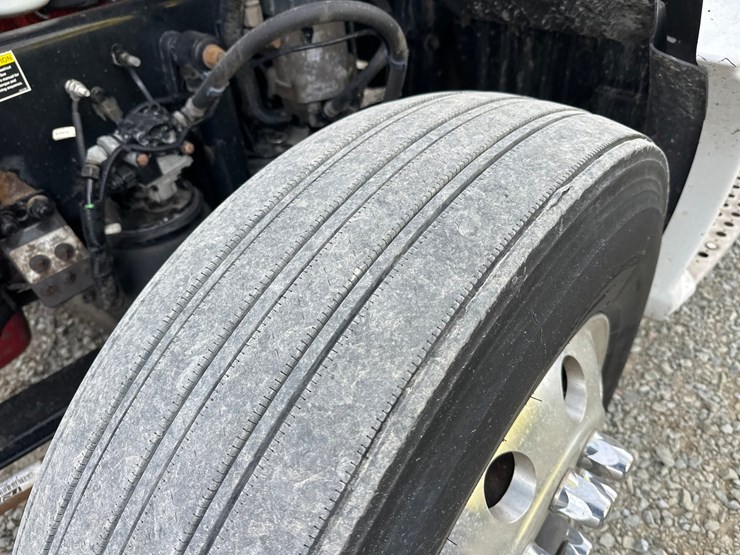 2014-kenworth-t660-image-67