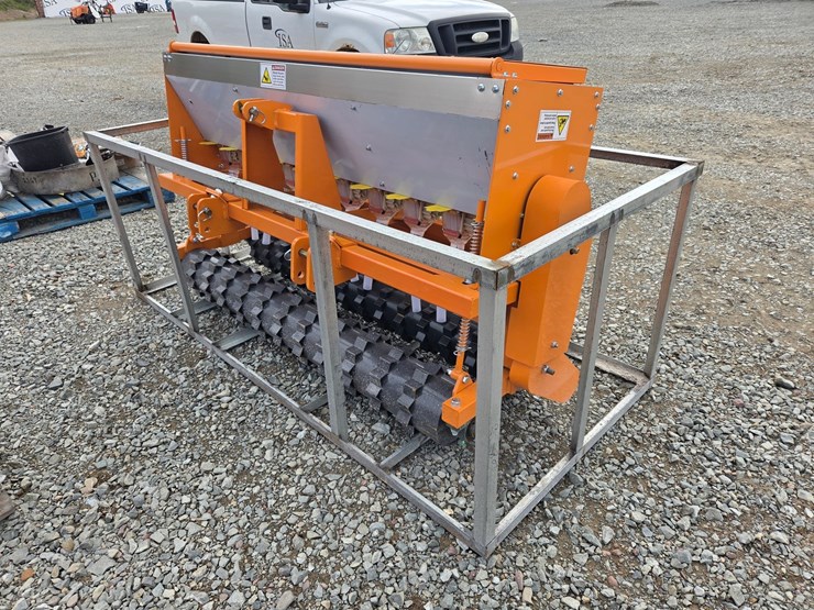 #6163-•-approx.-72"-unused-arteer-nsd-72w-skid-steer/3-point-seed-drill-attachment-image-3