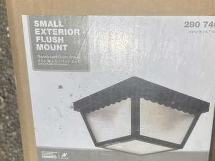 #235-•-(5)-small-exterior-flush-mount-light-fixtures-image-5