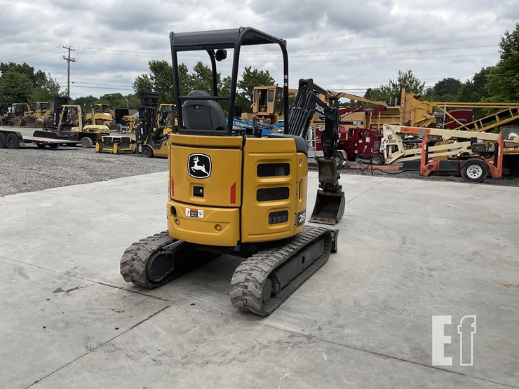 2022-deere-26g-image-4