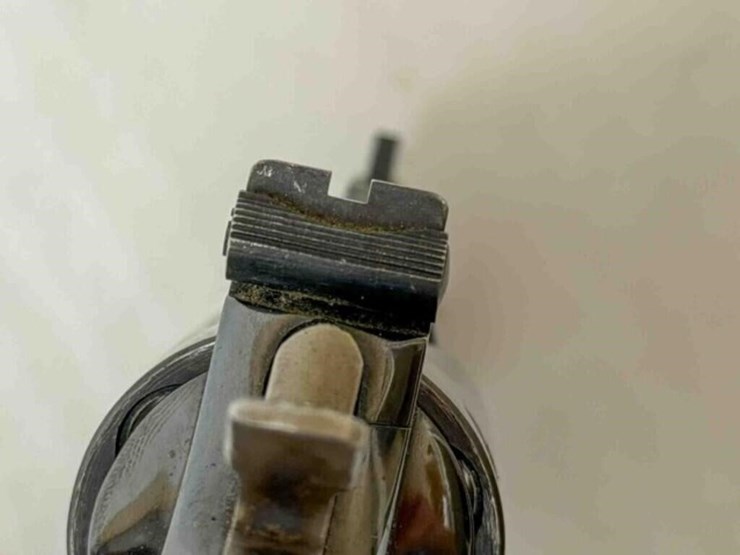 smith-&-wesson-revolver-image-17