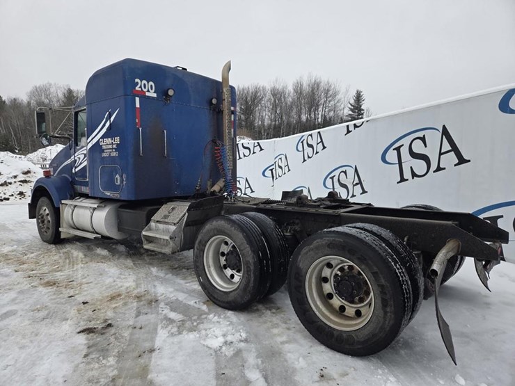 2007-kenworth-t800-image-3
