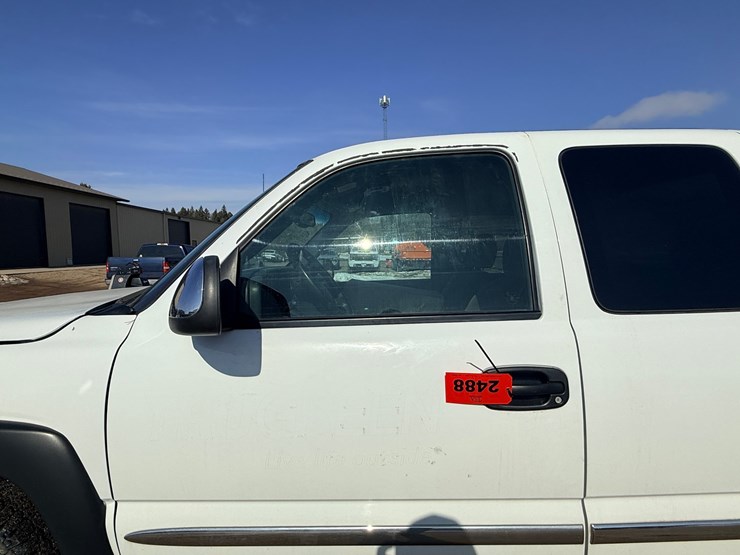 2002-gmc-1500-image-12