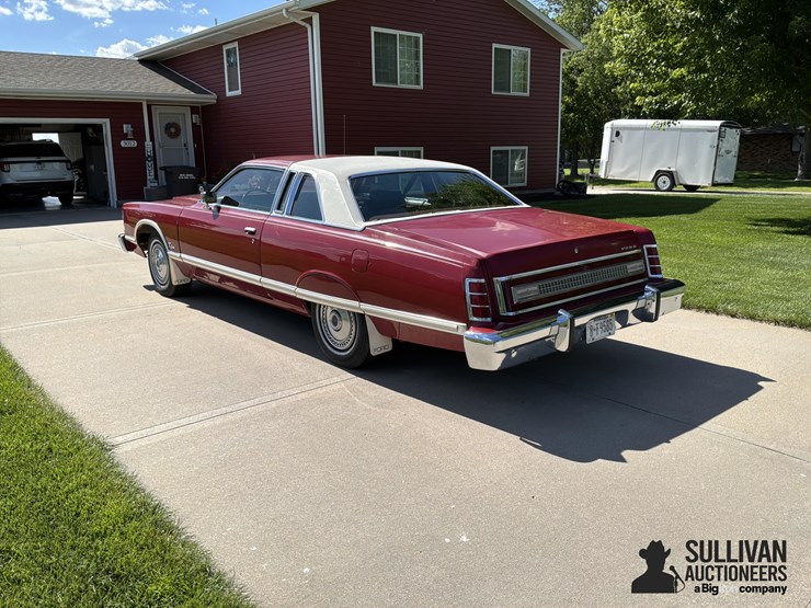 1978-ford-ltd-landau-2-door-collector-car-image-7