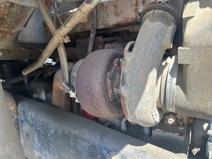 1991-ford-l9000-image-42