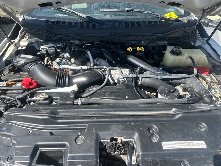 2019-ford-f550-image-35