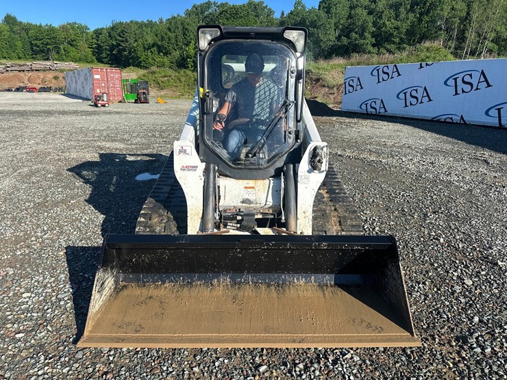 2020-bobcat-t740-image-8