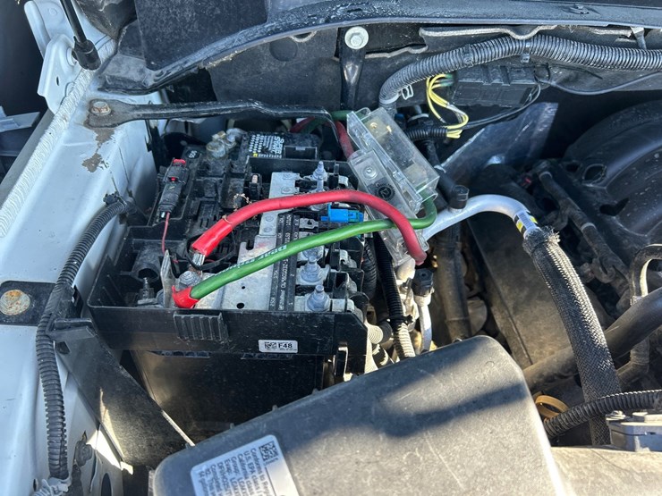2020-chevrolet-3500-image-41