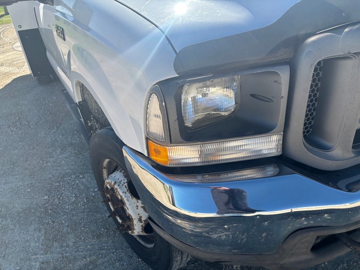 2004-ford-f450-image-18