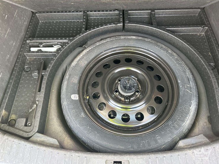 2015-ford-escape-image-21