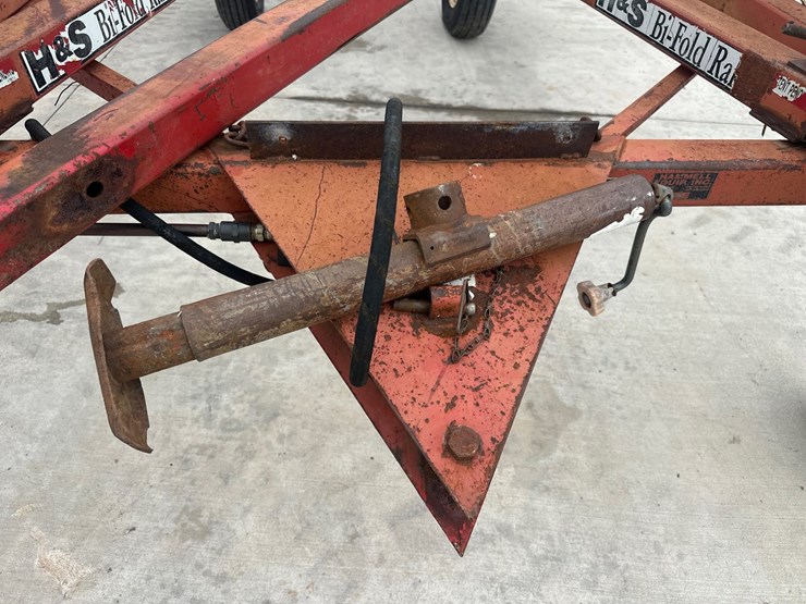 #5037-•-bi-fold-hay-rake-image-7