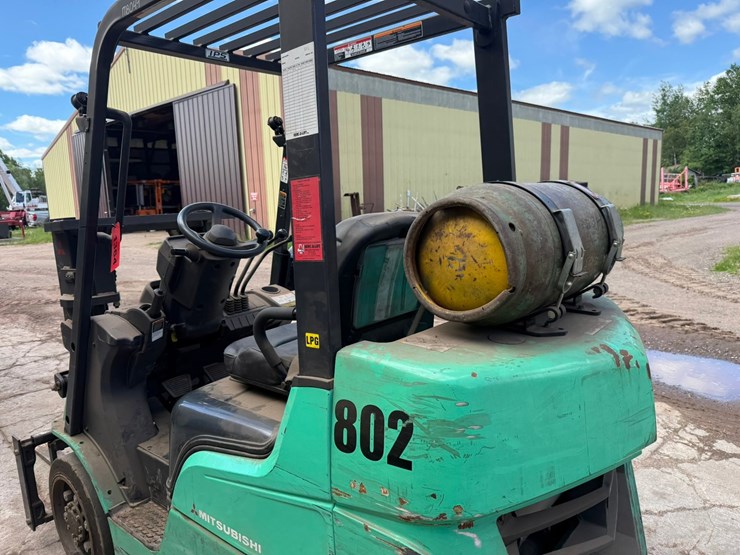 #1364-•-misubishi-fgc25n-forklift-image-20