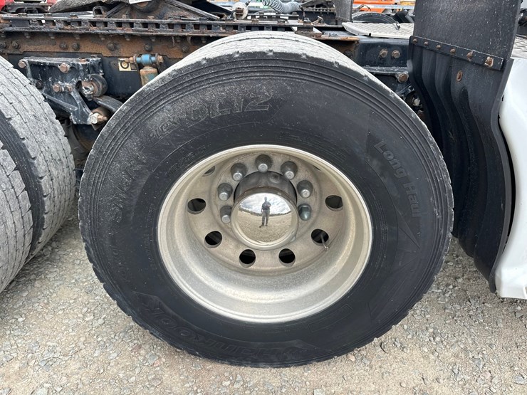 2014-kenworth-t660-image-74