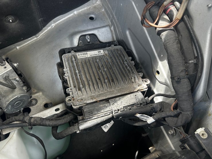 #2492-•-2014-mercedes-benz-airstream-motorhome-image-91