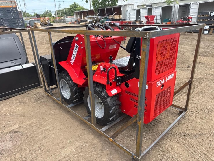 new-agt-industrial-co-mini-skidloader-model-sda-140w-image-1