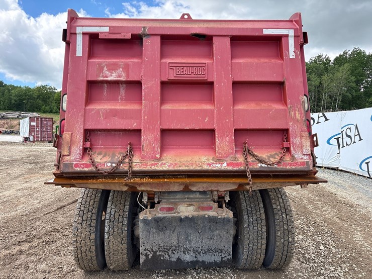 2001-mack-rd688s-image-4
