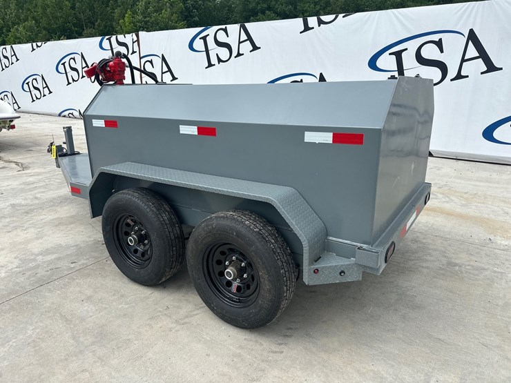 #60918-•-x-star-trailers-approx.-750-gallon-trailer-image-3
