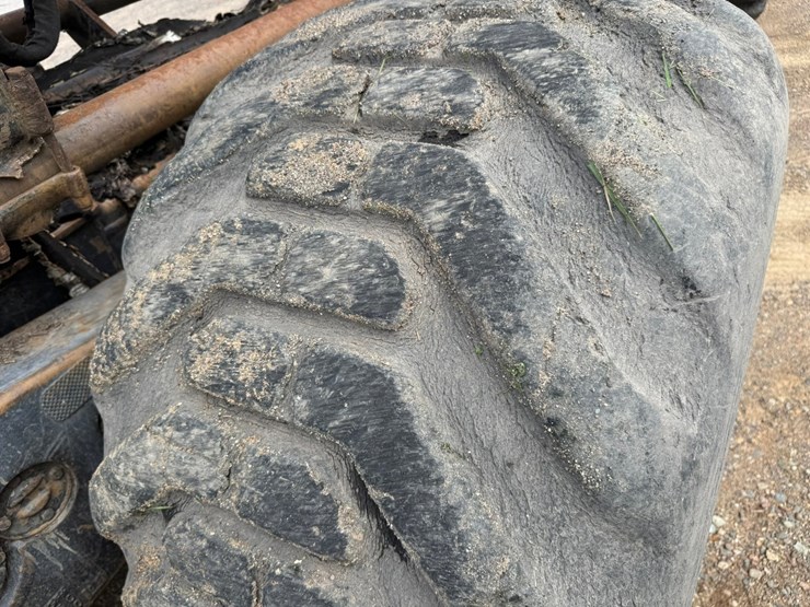 deere-1110d-image-71