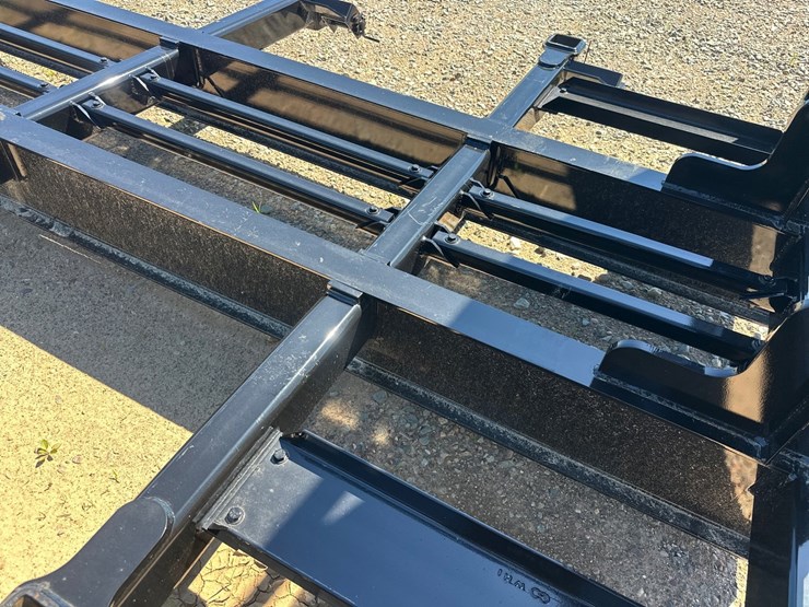 #5079-•-approx-24'-bunk-truck-body-image-7