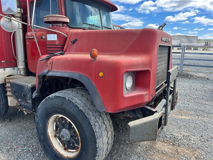 mack-dm688s-image-10