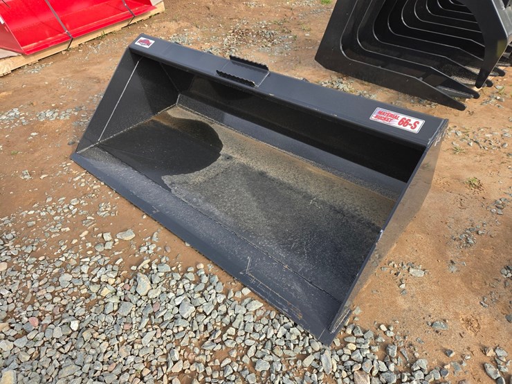 #6007-•-approx.-66"-unused-stout-66-s-skid-steer-bucket-image-1