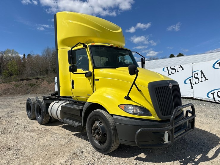 #60118-•-2019-international-rh613-day-cab-truck-tractor-image-7