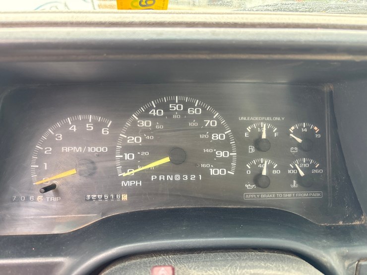 1999-chevrolet-2500-image-22