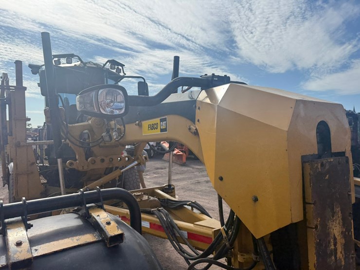 caterpillar-160m-image-53